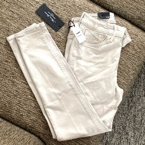 LAST CHANCE NWT Mavi “TESS” high-rise skinny Jean